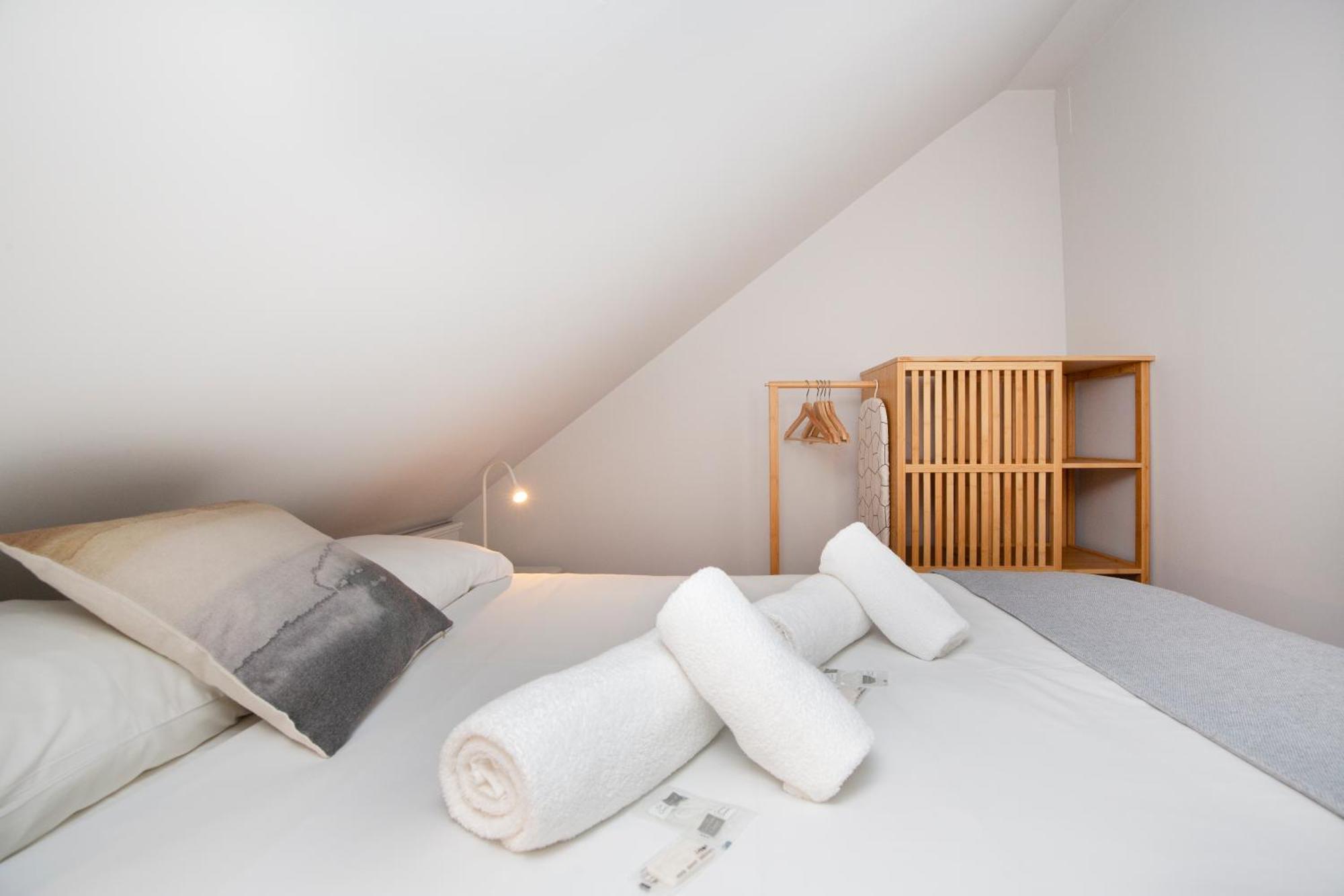 Appartamento Live Like A Local @ Casa Da Esquina - Wifi & A/C Lisbona Esterno foto